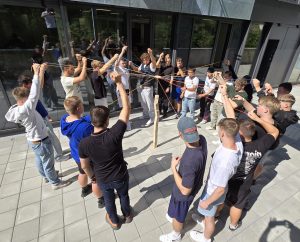 Mehr über den Artikel erfahren Aktivitäten auf der neuen Schulterrasse