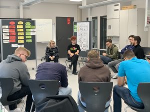 Mehr über den Artikel erfahren DGB-Jugend zu Gast an der FES