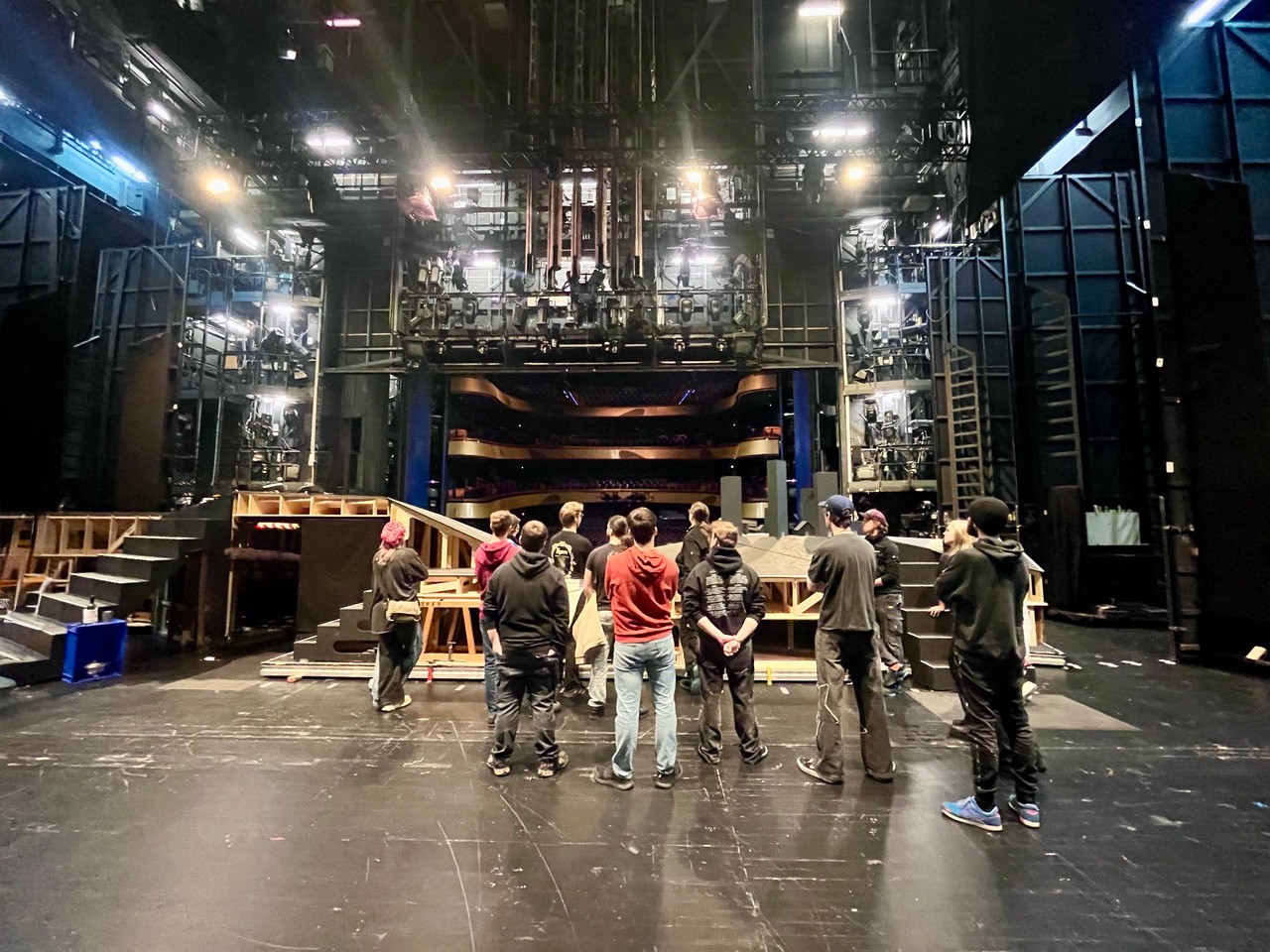 Du betrachtest gerade VTler besuchen Städtischen Bühnen in Frankfurt