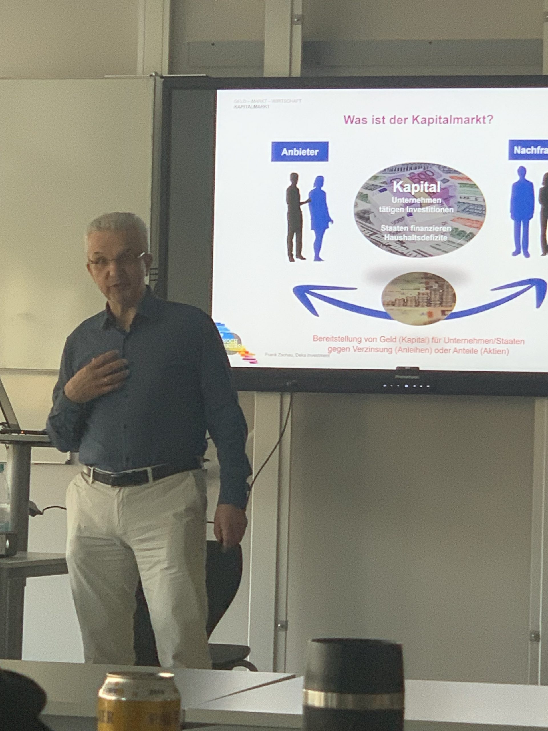 Du betrachtest gerade Finanzexperte zu Gast an der FES